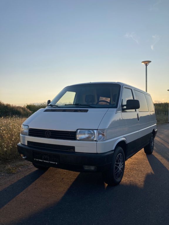 VW T4 andere 206.000 km 3.700 € Schellerten 31174