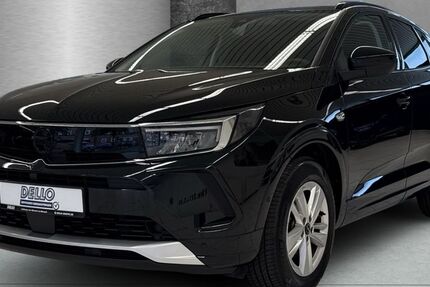 Opel Grandland (X) 22.383 km 17.950 &euro; Lübeck 23558