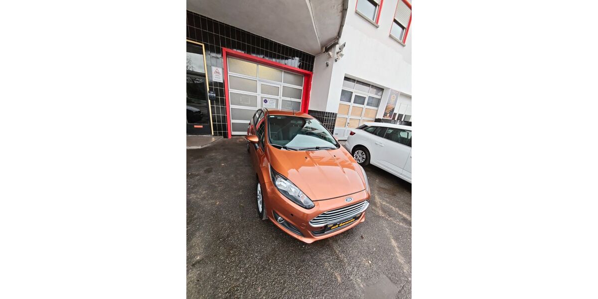 Ford Fiesta 127.443 km 4.499 &euro; Bingen 55411