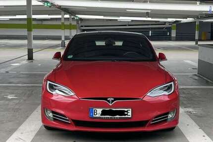 Tesla Model S 195.000 km 22.999 &euro; Berlin 12099