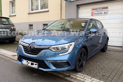 Renault Megane 121.600 km 8.390 &euro; Essen 45139