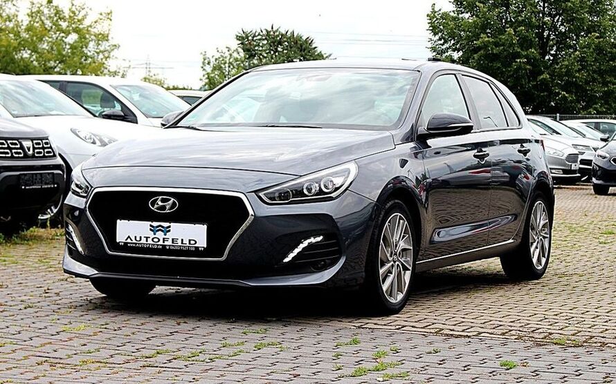 i30