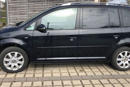 VW Touran 138.000 km 7.350 &euro; Augsburg 86161