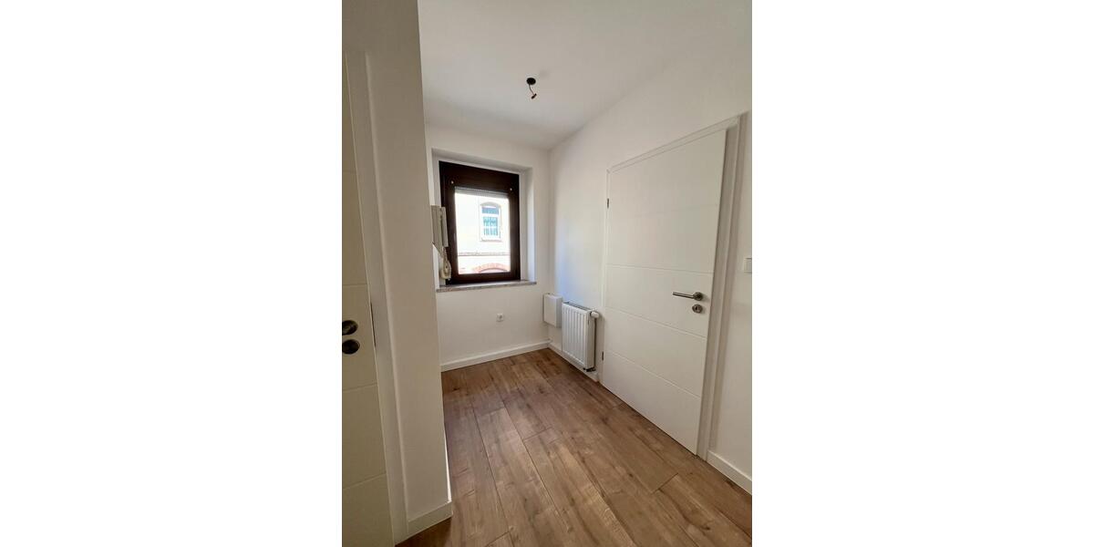 Etagenwohnung Meißen - 3 Zimmer, 82 m&sup2;, 890&euro; | Angebot:26267935