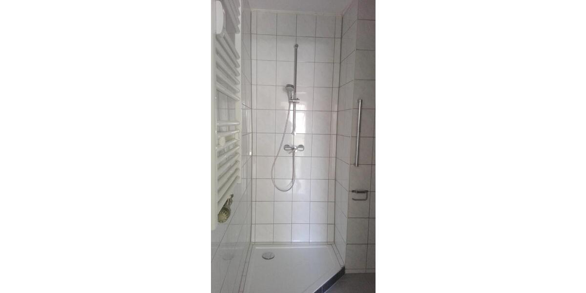 Dachgeschoßwohnung Bad Nenndorf - 3 Zimmer, 90 m&sup2;, 685&euro; | Angebot:25325315