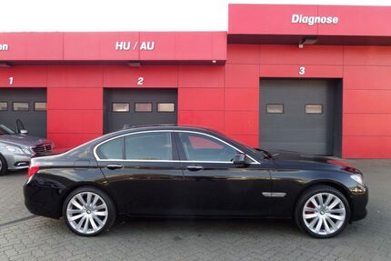 BMW 730