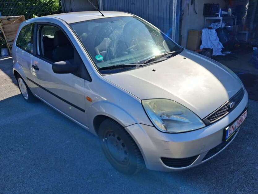 Ford Fiesta 116.100 km 1.480 € Gevelsberg 58285