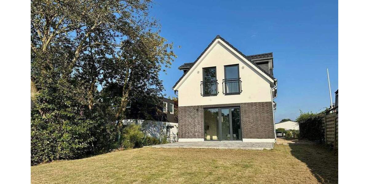 Attraktive Doppelhaushälfte zum Erstbezug: KfW55-Standard, große Terrasse und sonniger Garten 4 zimmer