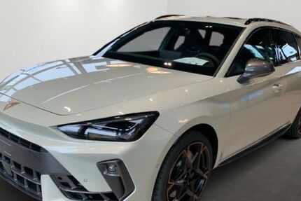 Cupra Leon 3.999 km 52.780 € Essen 45307