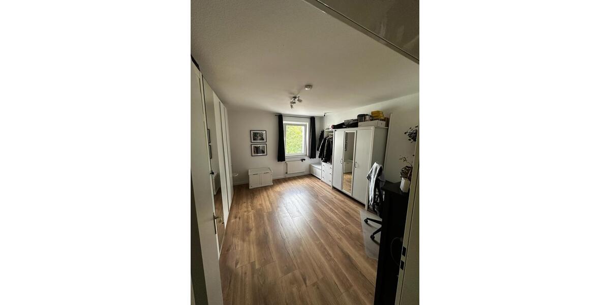 Etagenwohnung Ronnenberg - 3 Zimmer, 90 m&sup2;, 280.000&euro; | Angebot:26854874