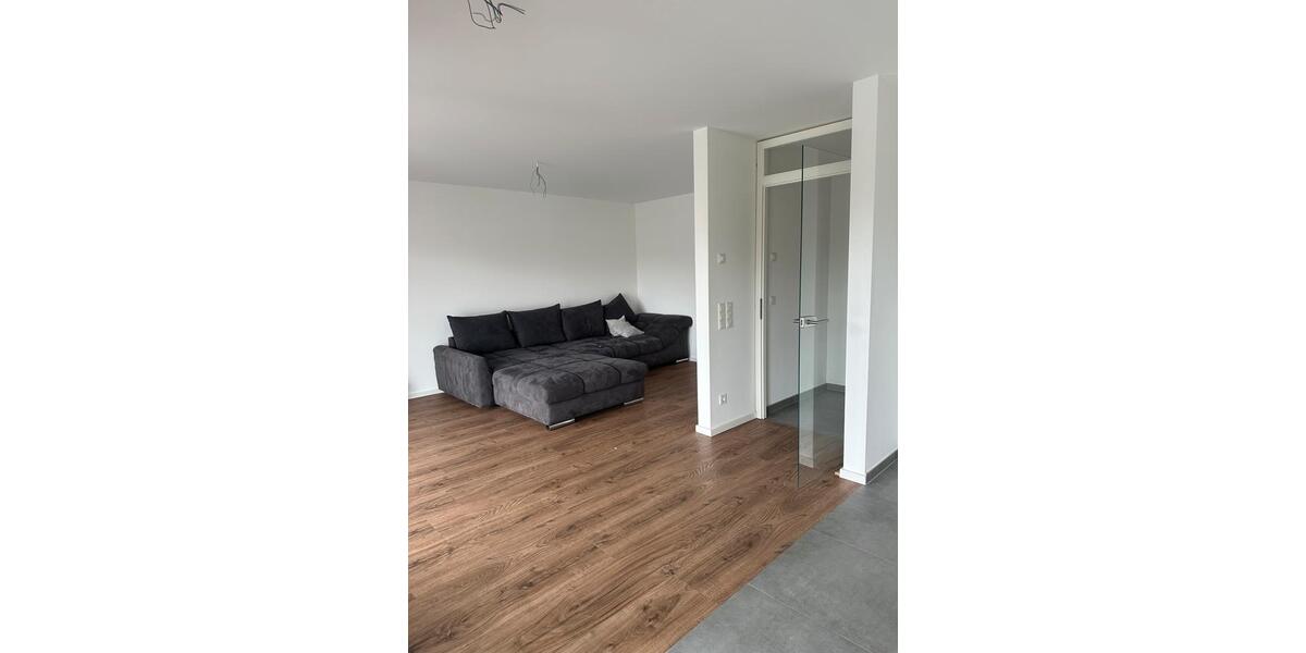 Etagenwohnung Geldern - 3 Zimmer, 88 m&sup2;, 1.140&euro; | Angebot:26374116