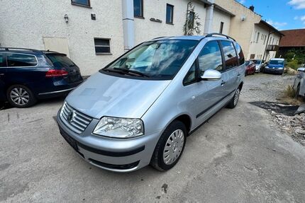 VW Sharan 231.000 km 2.699 &euro; Regensburg 93055