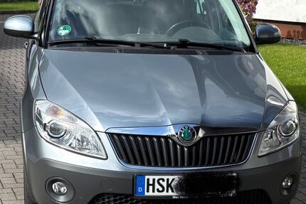 Skoda Fabia 88.000 km 7.300 &euro; Schmallenberg 57392