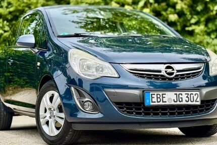 Opel Corsa 196.000 km 2.800 &euro; Pliening 85652