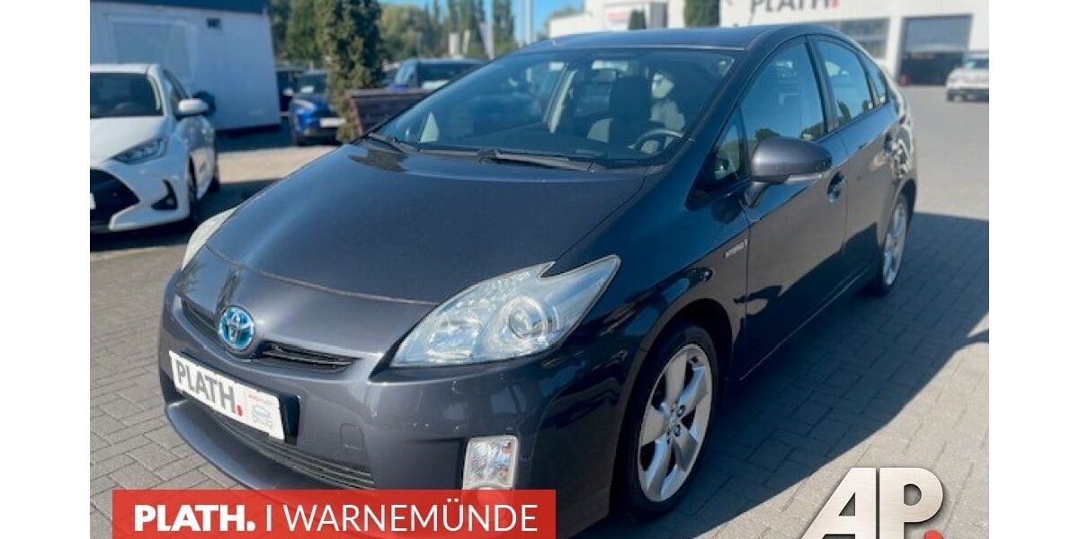 Toyota Prius 187.412 km 7.990 &euro; Rostock-Warnemünde 18119