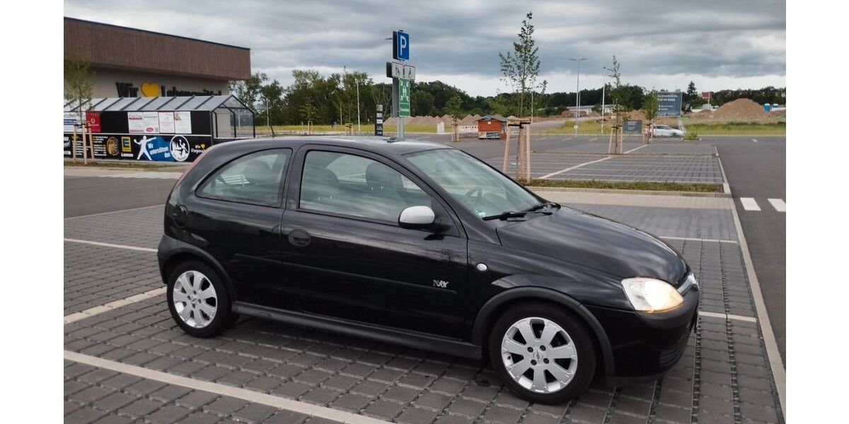 Opel Corsa 148.700 km 1.700 &euro; Coswig 01640
