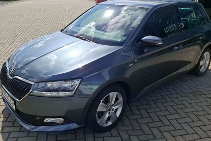 Skoda Fabia 62.420 km 12.990 &euro; Sömmerda 99610