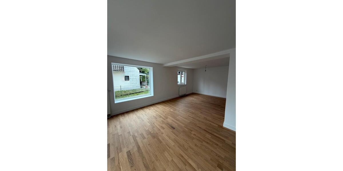 Doppelhaushälfte Geretsried - 3 Zimmer, 95 m&sup2;, 1.900&euro; | Angebot:26188827