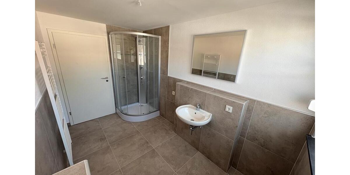 Etagenwohnung Saarlouis - 2 Zimmer, 95 m&sup2;, 900&euro; | Angebot:26393233
