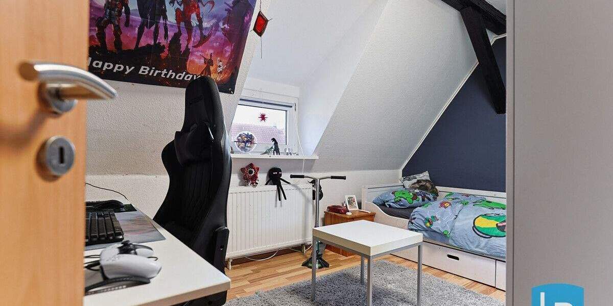 Reihenmittelhaus Kiel Elmschenhagen-Nord - 4 Zimmer, 84 m&sup2;, 219.000&euro; | Angebot:25390858