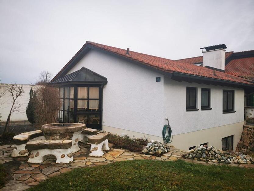 Doppelhaus Bungalow mit Satteldach und Garage, nicht Freistehend