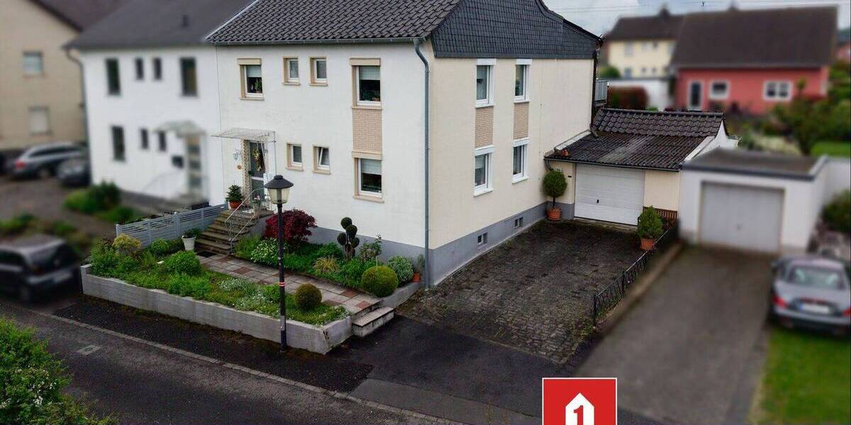 Mehrfamilienhaus, Wohnhaus Hennef (Sieg) Hennef - 6 Zimmer, 170 m&sup2;, 375.000&euro; | Angebot:26657322