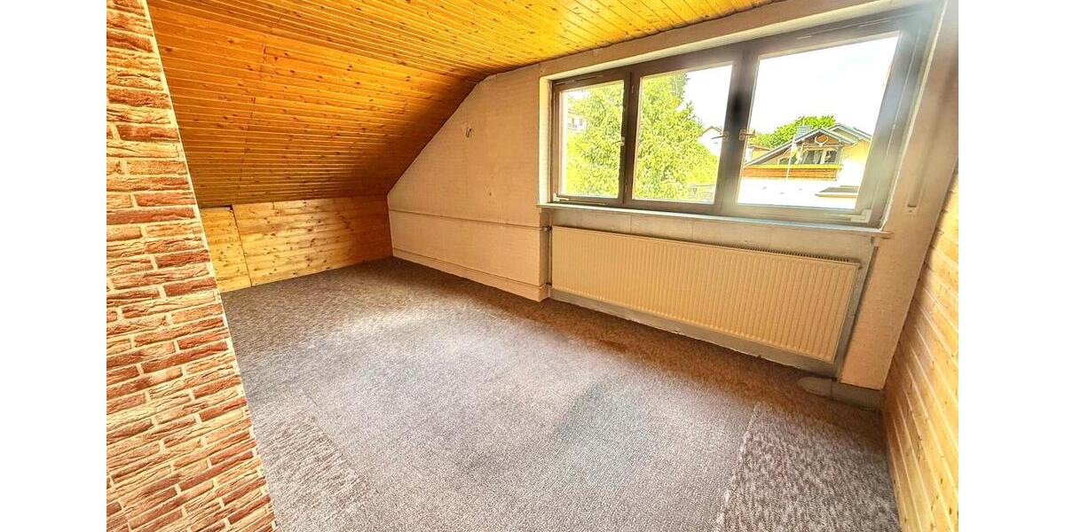 Einfamilienhaus Eschwege - 7 Zimmer, 228 m&sup2;, 245.000&euro; | Angebot:27111660