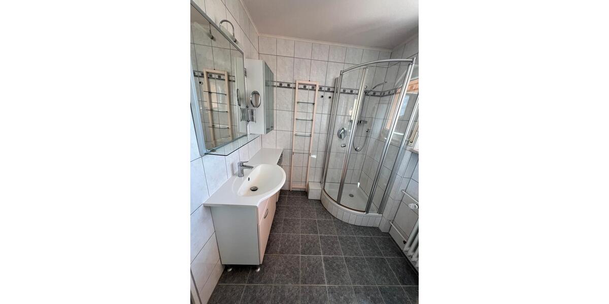Etagenwohnung Bad Waldsee - 2 Zimmer, 79 m&sup2;, 1.060&euro; | Angebot:26652338