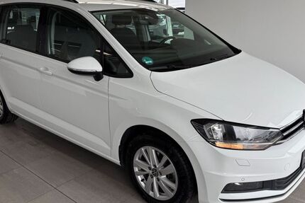 VW Touran 125.000 km 19.990 &euro; Braunschweig 38116
