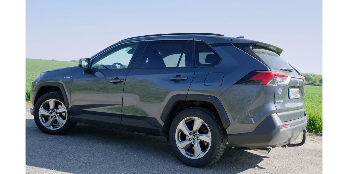 Toyota RAV 4 38.459 km 29.900 &euro; Titz 52445