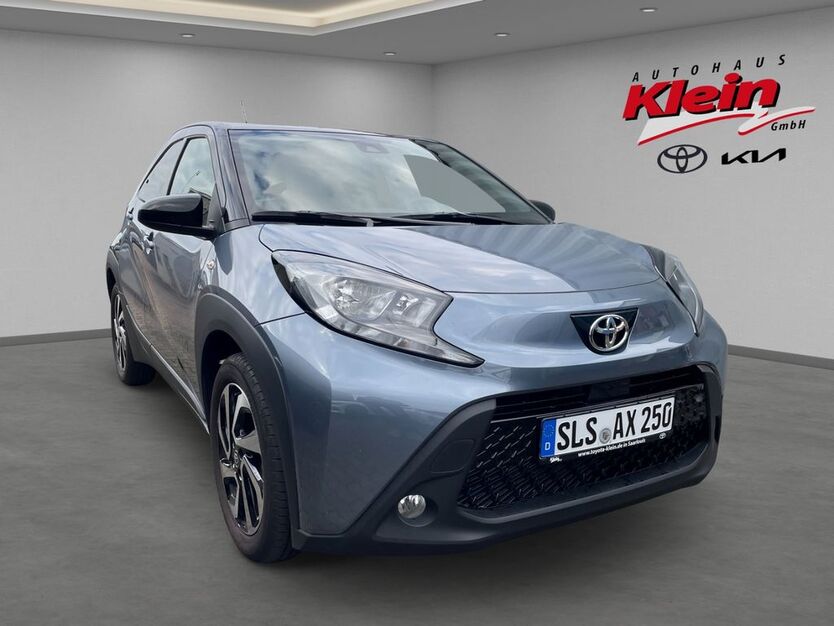 Toyota Aygo (X) 2.150 km 18.277 € Saarlouis 66740