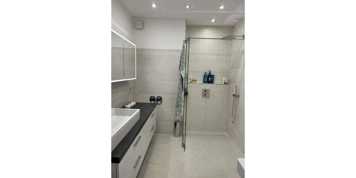 Etagenwohnung Oerlinghausen - 4 Zimmer, 106 m&sup2;, 245.000&euro; | Angebot:25291888