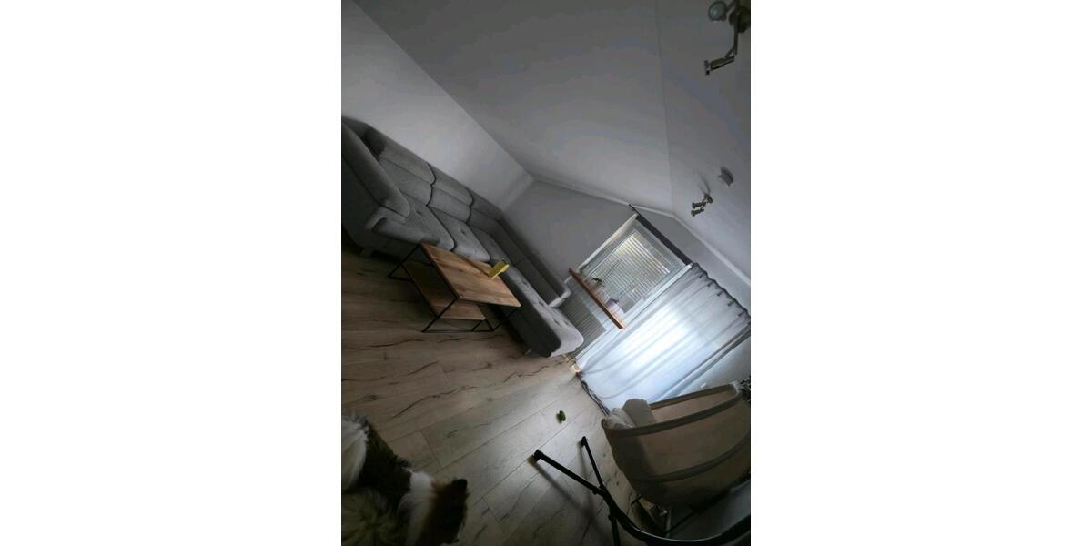 Dachgeschoßwohnung Wallersdorf - 3 Zimmer, 90 m&sup2;, 850&euro; | Angebot:25759676