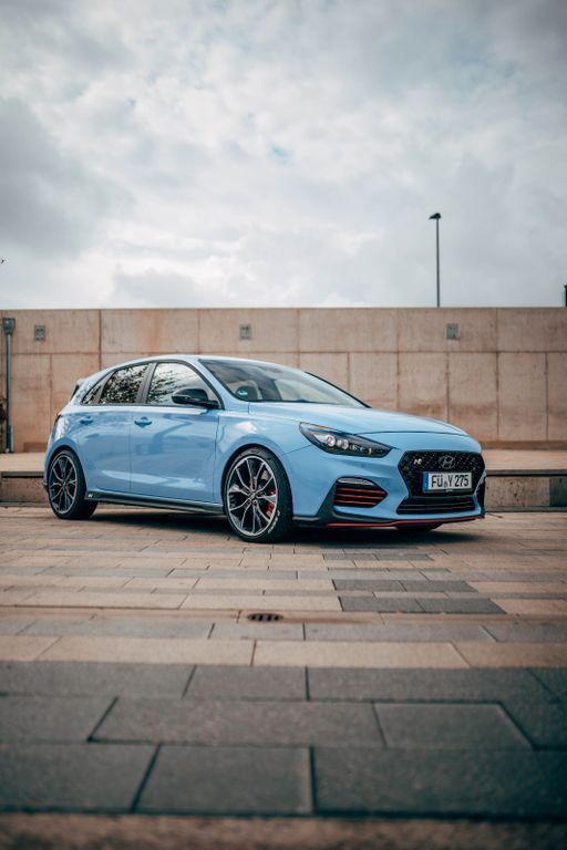 Hyundai i30 68.000 km 22.999 € Stein 90547