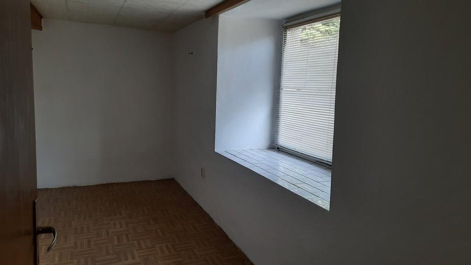 Erdgeschoßwohnung Salzatal - 3 Zimmer, 79 m&sup2;, 280&euro; | Angebot:25637923