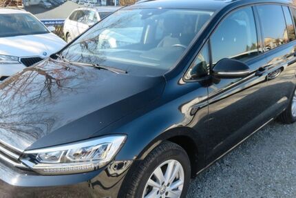 VW Touran 70.500 km 24.950 &euro; Prießnitz 04654