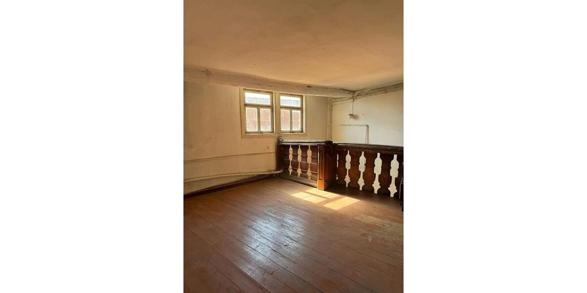 Mehrfamilienhaus, Wohnhaus Volkach - 18 Zimmer, 460 m&sup2;, 475.000&euro; | Angebot:26963180