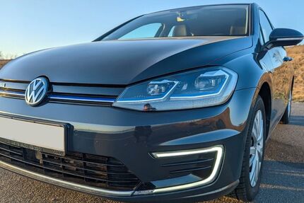 VW Golf 88.500 km 11.876 &euro; Cottbus 03044