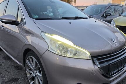 Peugeot 208 120.000 km 3.390 &euro; Fellbach 70763