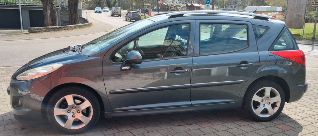 Peugeot 207 187.000 km 2.900 &euro; Wadgassen 66787