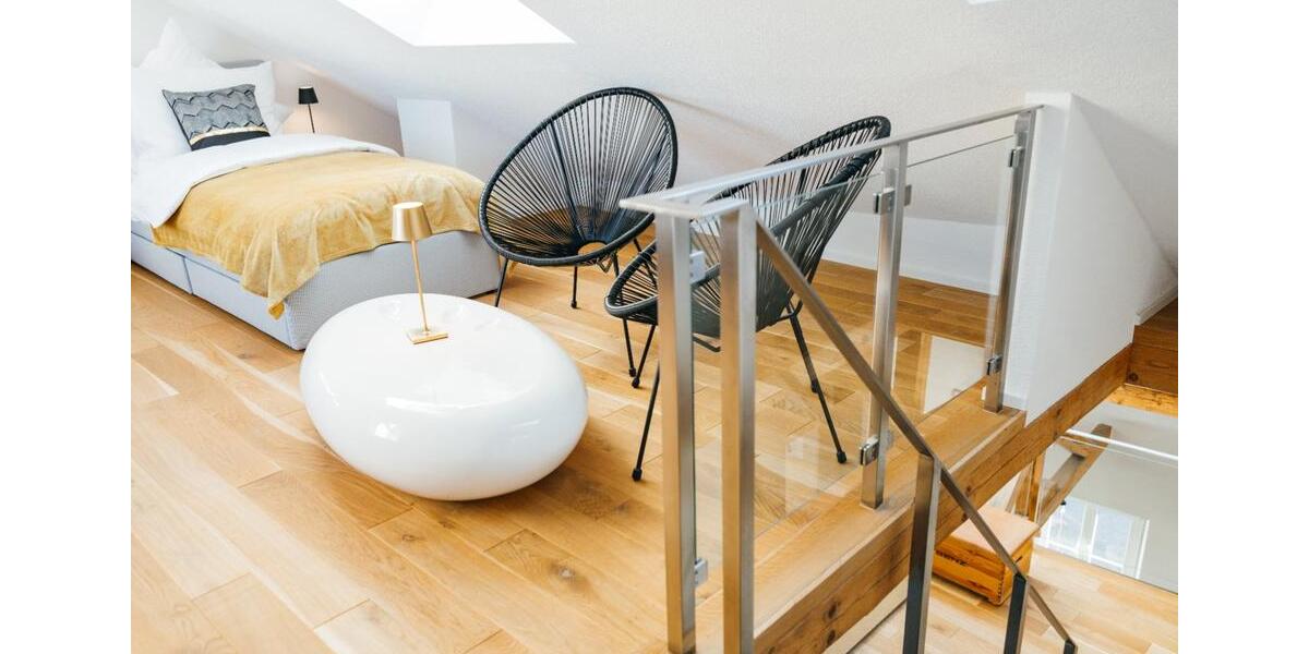 Möbliertes Penthouse mit Dachterrasse in der Altstadt 4 zimmer