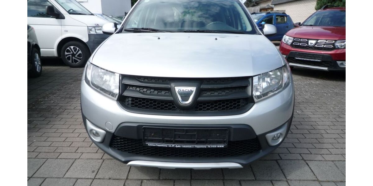 Dacia Sandero 107.000 km 5.799 &euro; Trappenkamp 24610