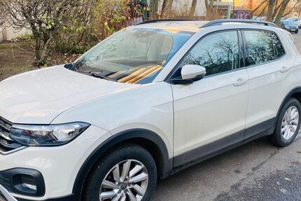 VW T-Cross 61.000 km 15.550 &euro; berlin 10409