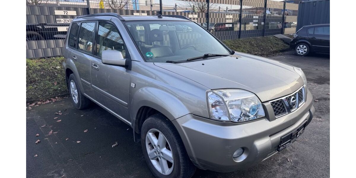 Nissan X-Trail 165.000 km 2.470 &euro; Hamburg 20537