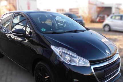 Peugeot 208 110.914 km 6.100 &euro; Wolfsburg 38448