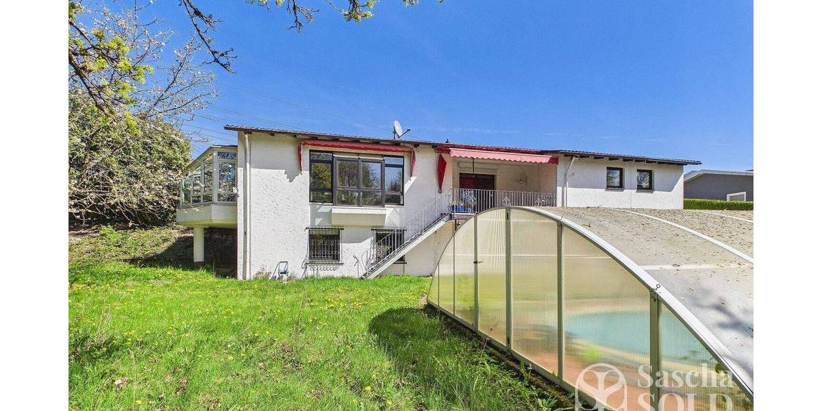Großzügiges Anwesen in ruhiger Waldrandlage - Pool, Sauna, Wintergarten, Balkon u. Doppelgarage - Einfamilienhaus Spiesen-Elversberg Elversberg | Angebot:26178654