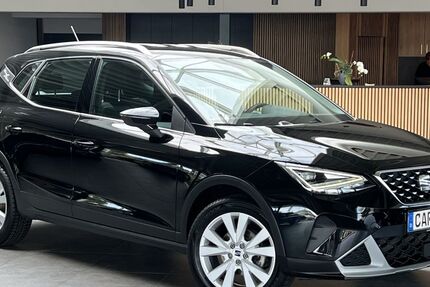 Seat Arona 28.359 km 17.440 &euro; Cadolzburg bei Nürnberg 90556