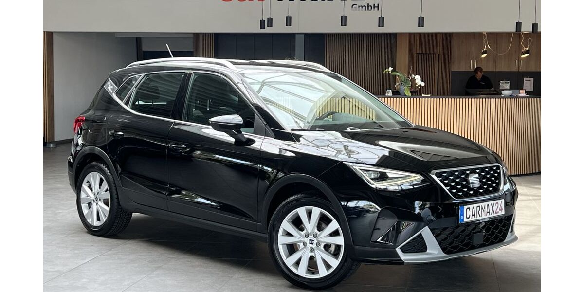Seat Arona 28.359 km 17.440 &euro; Cadolzburg bei Nürnberg 90556