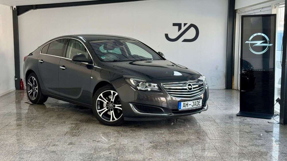 Opel Insignia 143.000 km 9.950 &euro; Berlin 12107