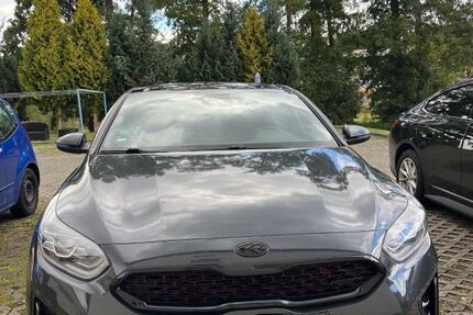 Kia pro ceed / ProCeed 97.000 km 20.900 &euro; Dittelbrunn 97456